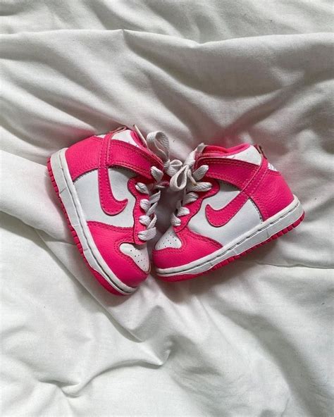 nike babyslofjes wit